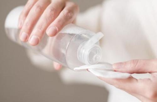 Apa itu Toner dan Manfaatnya untuk Perawatn Kulit