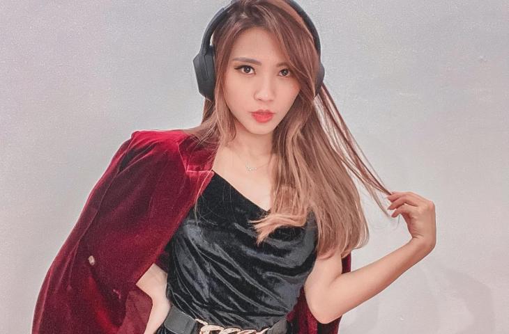 Clara Mongstar agama