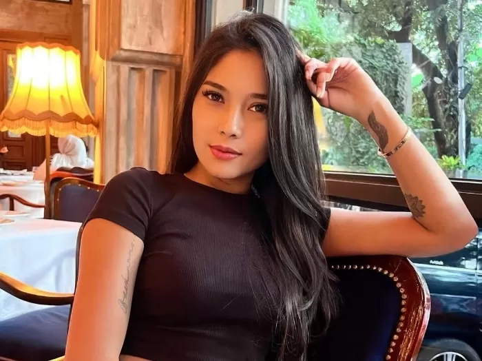 Garneta Haruni agama