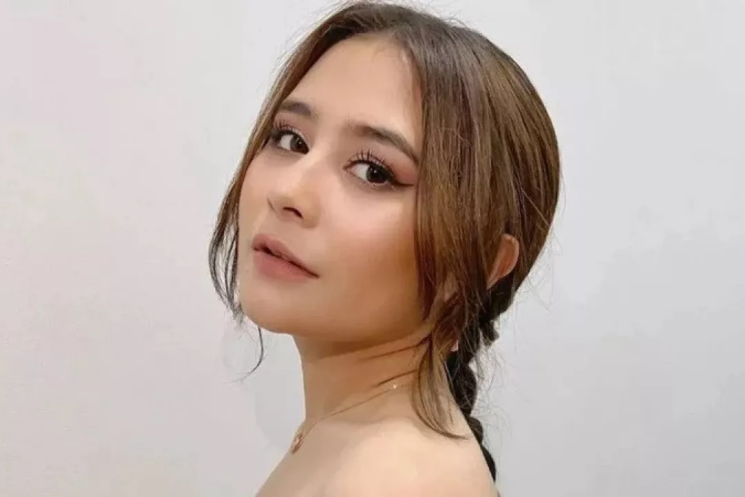 Prilly Latuconsina