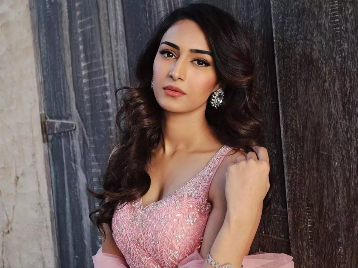 Erica Fernandes wikipedia