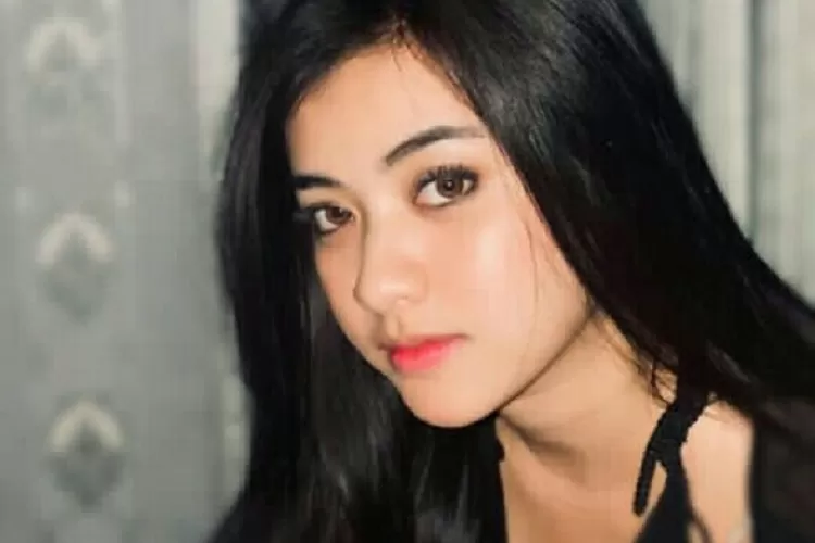 Adinda Halona