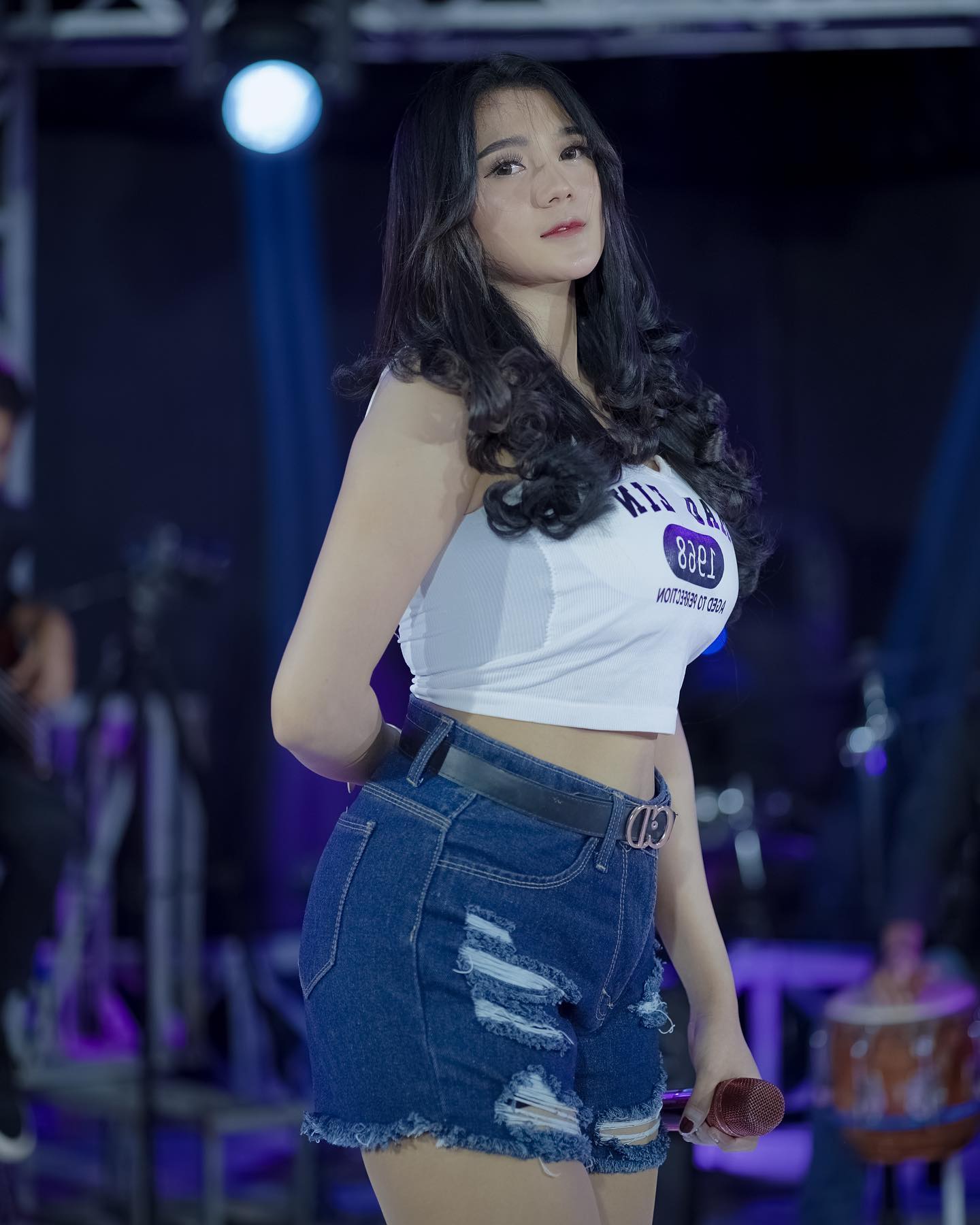 Lili Amora dangdut
