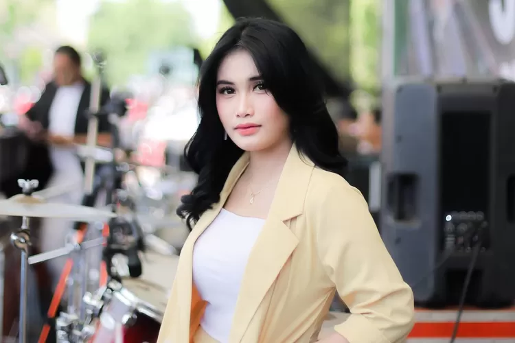 Sherly Madyana Sherly Madyana