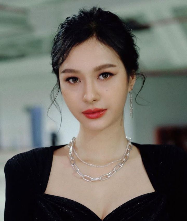 Milk Pansa Vosbein siapa