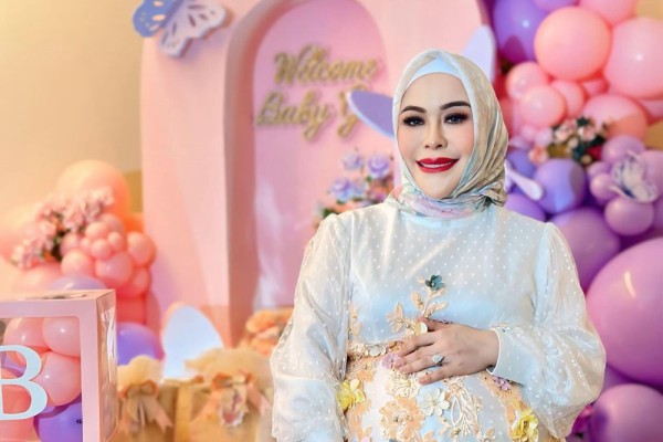 Heni Purnamasari wiki