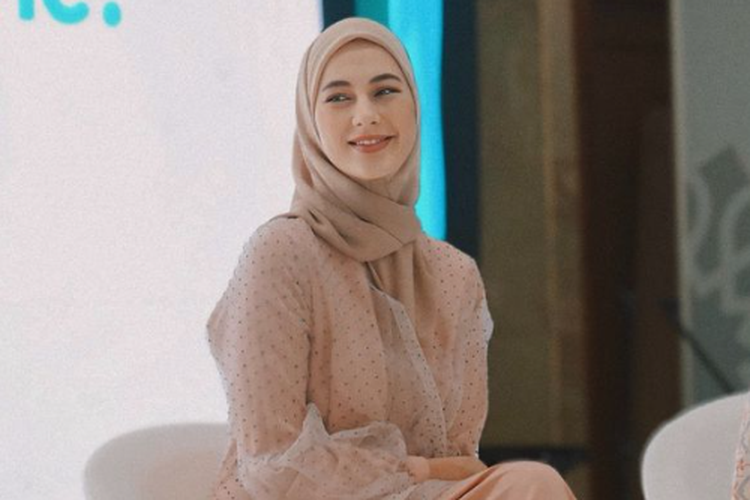 Paula Verhoeven siapa