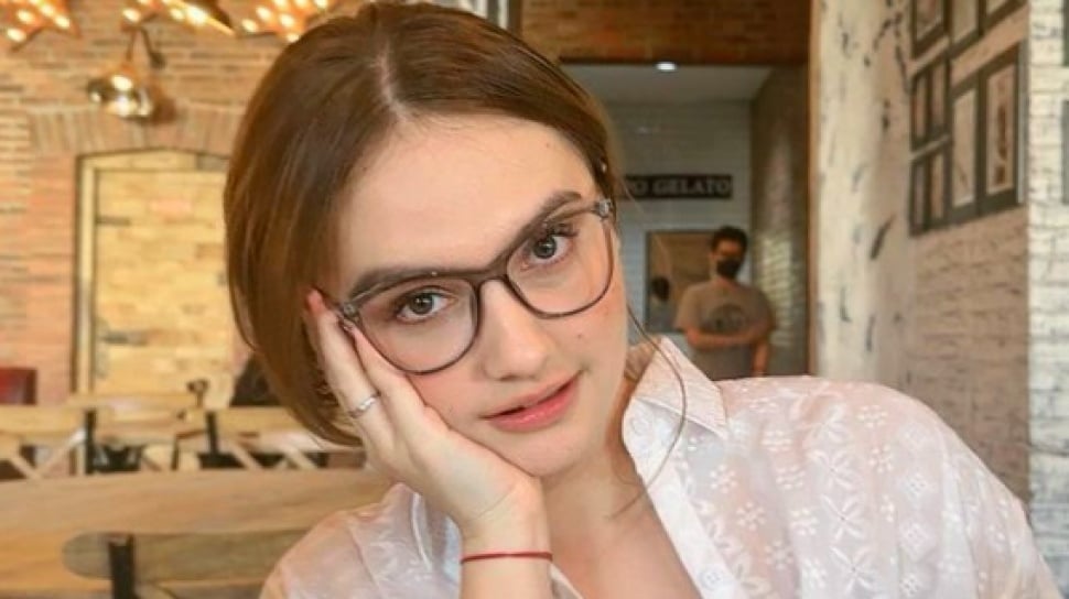 Jessica Rosmaureena z