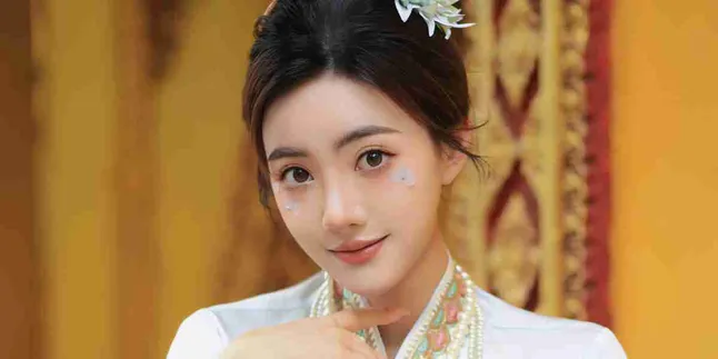 Bai Xin Yi 白昕怡