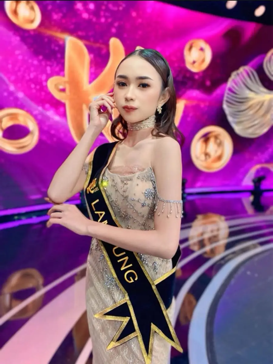 Intan Putri b